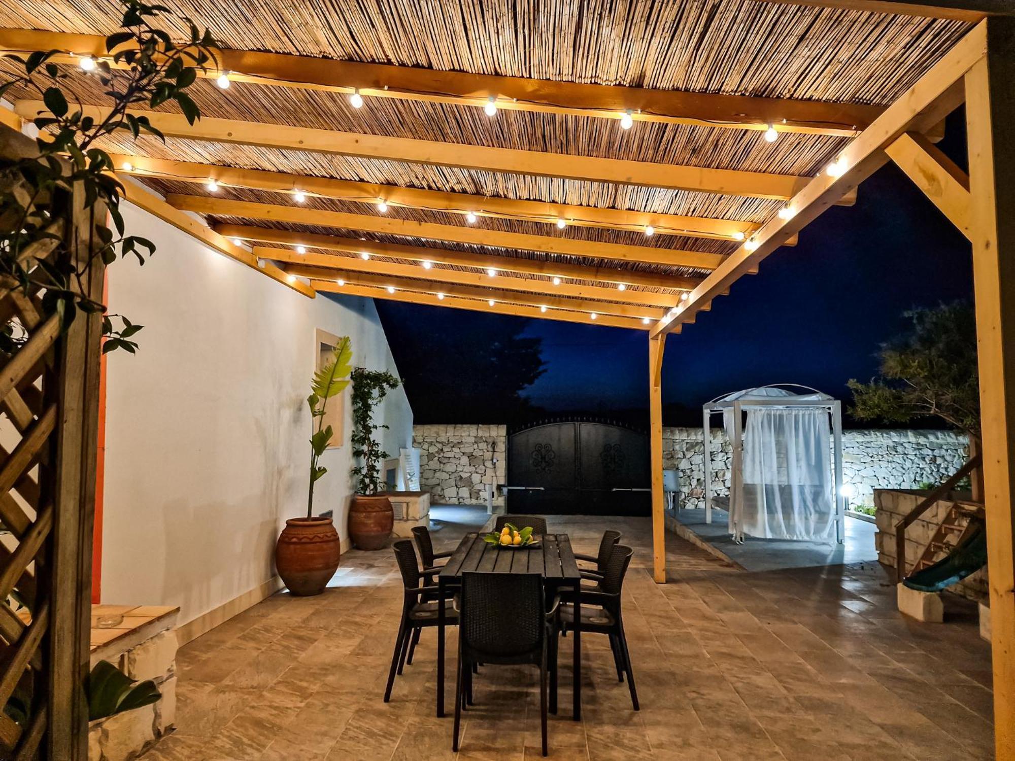 Del Tellaro Apartment *